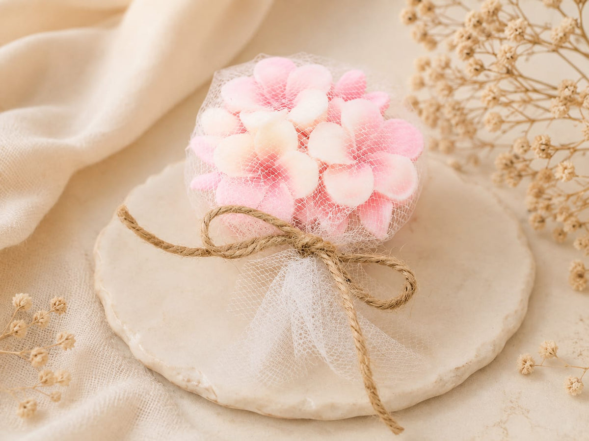Vela detalle floral hortensia rosa